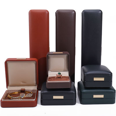 Soft Touch Convex Dak Fake Lederen Sieraden Verpakkingsdoos Set voor Ring Armband