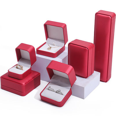 kopen Noble Red PU Leather Luxury Jewelry Packaging Box Set met zachte fluwelen bekleding online manufacture