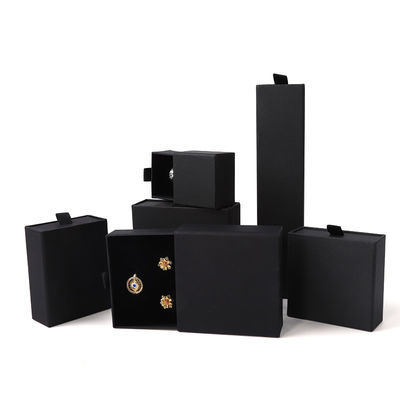 Groothandel Vervaardiging Eco-vriendelijk luxe geschenk Juwelen Doos Gepersonaliseerd Custom logo Ring Halsketting Oorbellen Armband Verpakking Zwart Karton Papier Laaier Juwelen Doos