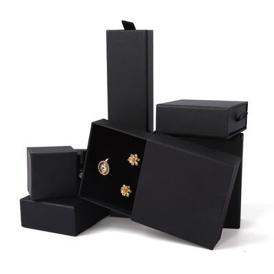 Groothandel Vervaardiging Eco-vriendelijk luxe geschenk Juwelen Doos Gepersonaliseerd Custom logo Ring Halsketting Oorbellen Armband Verpakking Zwart Karton Papier Laaier Juwelen Doos