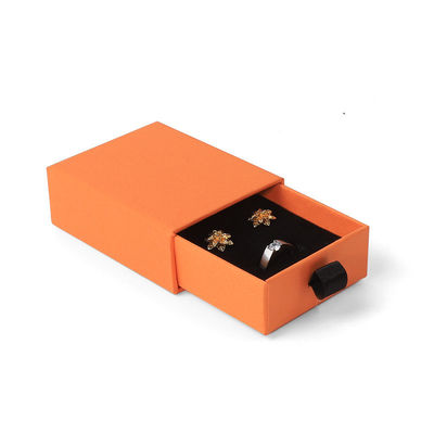 Groothandel Vervaardiging Eco Friendly hoogwaardig cadeau Sieraden Doos Gepersonaliseerde Persoonlijke Ring Halsketting Oorbellen Armband Verpakking Oranje Karton Papier Laaier Sieraden Doos met logo