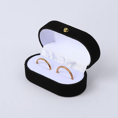 Gepersonaliseerde Zwarte Fluwelen Juwelen Verpakking Bruiloft Verloving Dubbele Ring Luxe Juwelen Doos