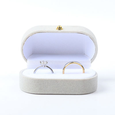 Luxe juwelen doos Gepersonaliseerd Custom Grijze Fluweel Juwelen Verpakking Bruiloft Verloving Dubbele Ring Doos