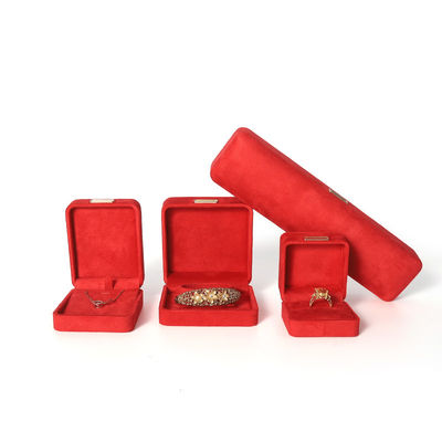Groothandel Productie Luxe Juwelen Doos Gepersonaliseerd Custom High End Halsketting Armband Oordelen Ring Juwelen Set Verpakking Fluwelen rode Juwelen Doos met logo