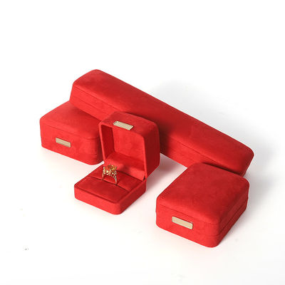 Groothandel Productie Luxe Juwelen Doos Gepersonaliseerd Custom High End Halsketting Armband Oordelen Ring Juwelen Set Verpakking Fluwelen rode Juwelen Doos met logo