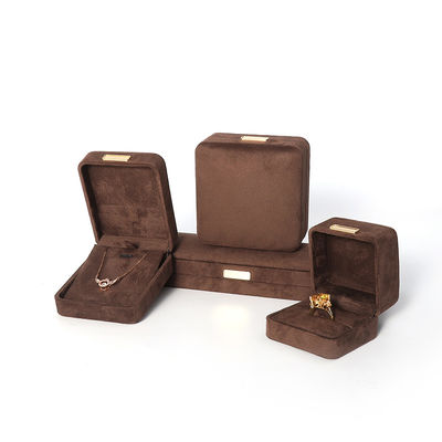 Hoogwaardige luxe bruine flanellen fluwelen sieradendoos voor armband, ketting, ring, oorbel