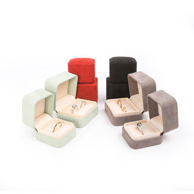 Groothandel High End Juwelen Verpakking Ring Box Custom logo Juwelen Verpakking Luxe Dubbele Verloving Velvet Ring Box
