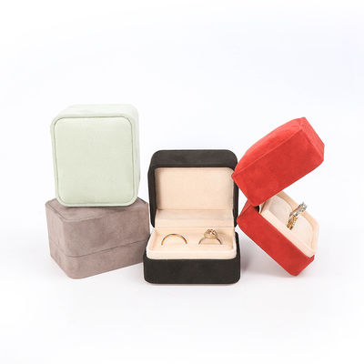 Groothandel High End Juwelen Verpakking Ring Box Custom logo Juwelen Verpakking Luxe Dubbele Verloving Velvet Ring Box