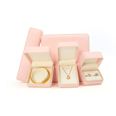 Aanpasbare Premium Roze Leren Sieradendoos Voor Ringen Opslag