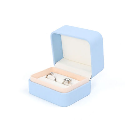 Lichtblauwe leren sieradendoos voor grote sieradenset ketting armband oorbellen ring verpakking
