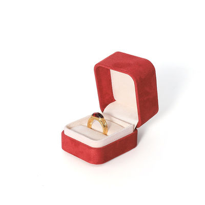 3D-printen Premium rode sieraden doos Verpakking voor grote halsketting Armband Ohrringe Ring Set