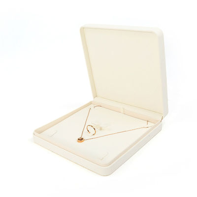 Handgemaakte vierkante wit leer sieraden verpakkingsdoos Custom luxe grote sieraden set doos voor halsketting armband oorbellen ring verpakking