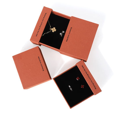 China productie groothandel hoogwaardige halsketting oorbel Armband ring doos Sieraden verpakking Gepersonaliseerde Custom Eco Friendly Karton Papier oranje laken Sieraden doos met logo