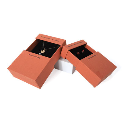 China productie groothandel hoogwaardige halsketting oorbel Armband ring doos Sieraden verpakking Gepersonaliseerde Custom Eco Friendly Karton Papier oranje laken Sieraden doos met logo