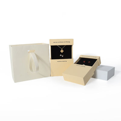 China productie groothandel hoge kwaliteit Ketting Oorbel Armband ring doos Sieraden verpakking Gepersonaliseerd Custom Milieuvriendelijk Karton Papier Gele Lade Sieraden Doos met logo