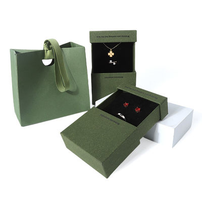 kopen China productie groothandel hoge kwaliteit Ketting Oorbel Armband ring doos Sieraden verpakking Gepersonaliseerde Custom Milieuvriendelijk Karton Papier groene Lade Sieraden Doos met logo online manufacture
