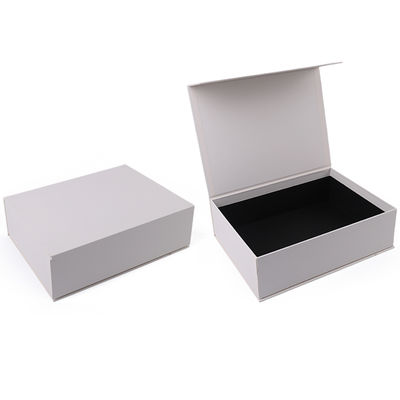 Groothandel productie van hoge kwaliteit Magnetische cadeaubon Verpakking Custom logo luxe Eco Friendly Karton Papier Wit Magnetische Sieraden Doos