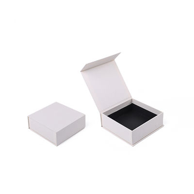 Groothandel productie van hoge kwaliteit Magnetische cadeaubon Verpakking Custom logo luxe Eco Friendly Karton Papier Wit Magnetische Sieraden Doos