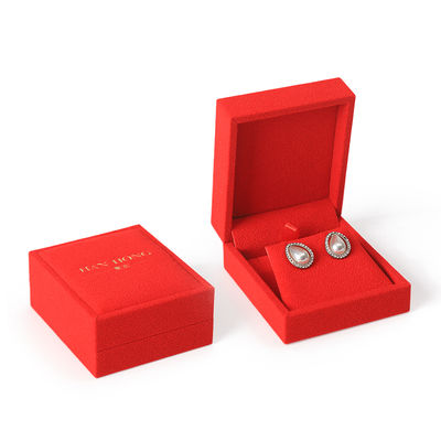 High-end fluweel vierkant rode sieraden doos voor armband halsketting ring verpakking