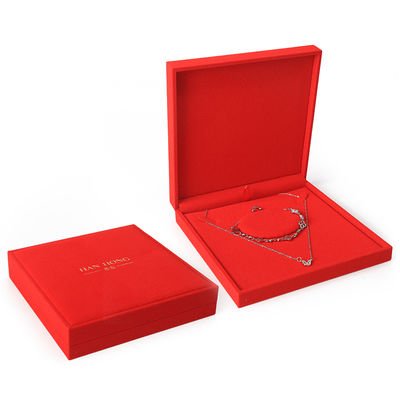 High-end fluweel vierkant rode sieraden doos voor armband halsketting ring verpakking