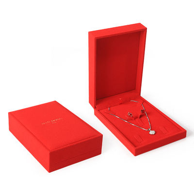 High-end fluweel vierkant rode sieraden doos voor armband halsketting ring verpakking