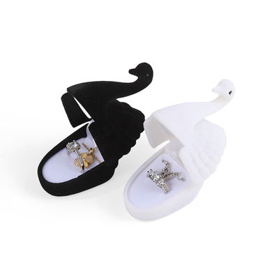 gepersonaliseerde premium fluwelen zwanenringdoos sieradenverpakking voor vakantiegeschenken