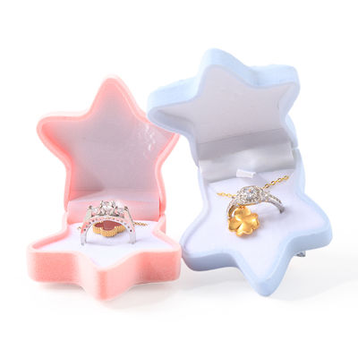 OEM gepersonaliseerde flip zeesterren fluwelen ring doos juwelen verpakking met logo