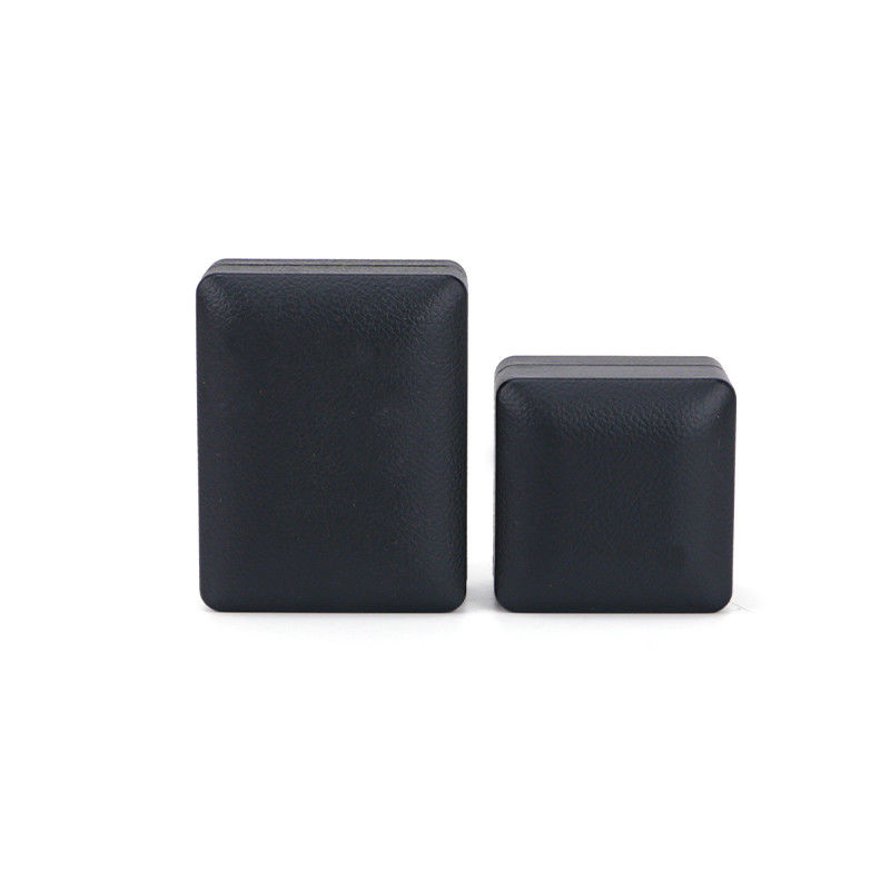 Hanhong Custom Ring Box met licht 6.5*6.5*4.5cm Grootte Zwart leer en fluweel materiaal