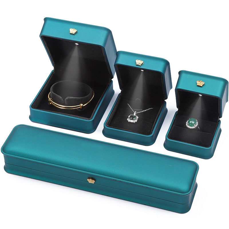 Lichte groene LED licht sieraden doos voor halsketting armband Ring oorbellen maat