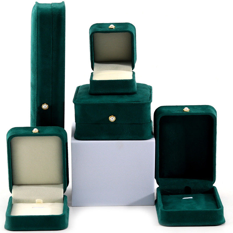 9*9*4.5cm Groene fluwelen ring sieraden doos voor aangepaste armband oorbellen verpakking