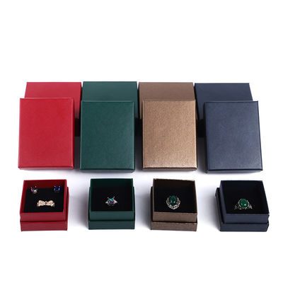 Groothandel Productie Luxe Juwelen Doos Gepersonaliseerd Custom High-end Halsketting Armband Oorbellen Ring Juwelen Set Verpakking Karton papier deksel en basis Juwelen Doos met logo