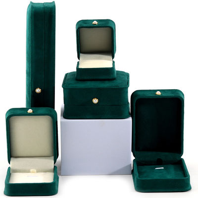 9*9*4.5cm Groene fluwelen ring sieraden doos voor aangepaste armband oorbellen verpakking