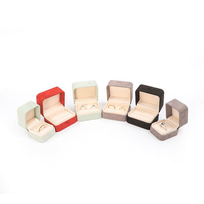 Groothandel High End Juwelen Verpakking Ring Box Custom logo Juwelen Verpakking Luxe Dubbele Verloving Velvet Ring Box