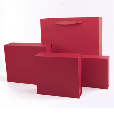 Groothandel productie van hoge kwaliteit Magnetische cadeaubon Verpakking Custom logo luxe Eco Friendly Karton Papier rood Magnetische sieraden doos